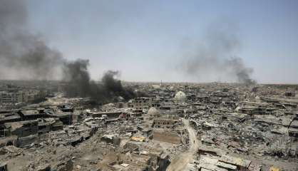 Le vieux Mossoul, un champ de ruines hanté par les derniers jihadistes