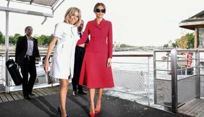 Melania Trump et Brigitte Macron en visite à Notre-Dame et sur la Seine