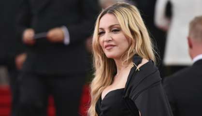 Madonna fait retirer des enchères une lettre de Tupac sur leur rupture