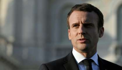 Macron porte plainte contre un photographe pour 