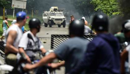 Venezuela: Traque des auteurs de l'attaque contre la base militaire