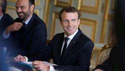 Cent jours après son élection: seuls 36% des Français satisfaits de Macron 