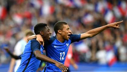 Bleus: Mbappé est bien là, Dembélé puni 