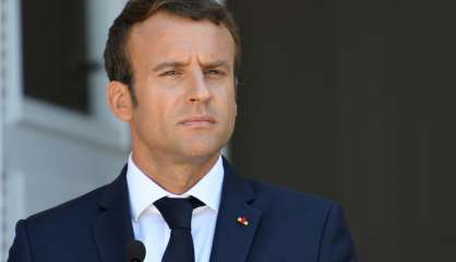 Forte baisse en août de la popularité de Macron, qui chute à 40%