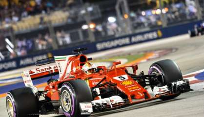 GP de Singapour: Vettel (Ferrari) en pole, Hamilton (Mercedes) 5e des qualifications