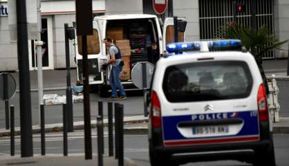 Opération antiterroriste à Villejuif: des composants d'explosifs découverts dans un appartement