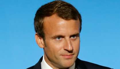 Baisse des APL: Macron appelle 