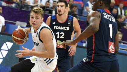 Basket: la France battue par la Slovénie, affrontera l'Allemagne en 8e