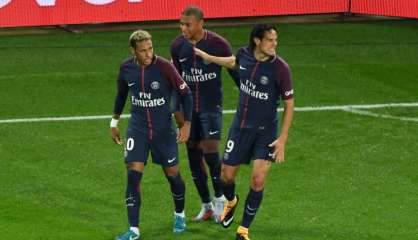 Ligue 1: le PSG bat Lyon 2-0 et reprend trois points d'avance sur Monaco