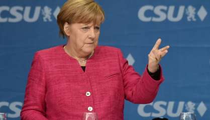 Fin de campagne: Merkel motive les siens, les populistes en embuscade 