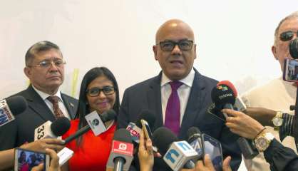 Venezuela: les pourparlers gouvernement-opposition se poursuivent à Saint-Domingue