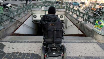 Handicap: l'action des pouvoirs publics jugée majoritairement insuffisante 