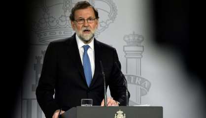 Catalogne: Rajoy destitue le gouvernement régional, élections le 21 décembre 