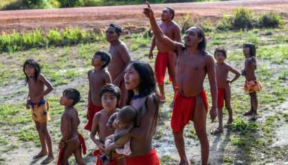 Amazonie: la tribu Waiapi, un voyage entre deux mondes