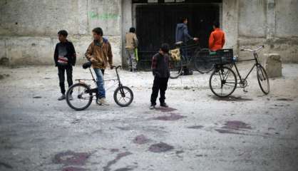 Syrie: quatre écoliers tués par un tir d'obus du régime dans une ville assiégée