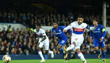 Europa League: Lyon montre les dents et mouche Everton