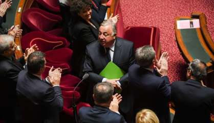 Larcher (LR) réélu très largement à la présidence du Sénat