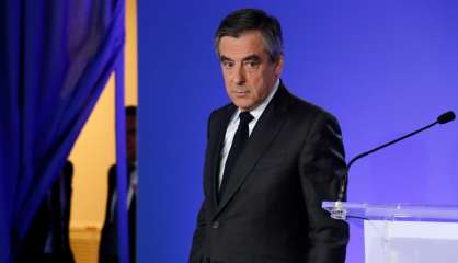 Soupçons d'emplois fictifs: Fillon placé sous le statut de témoin assisté pour 