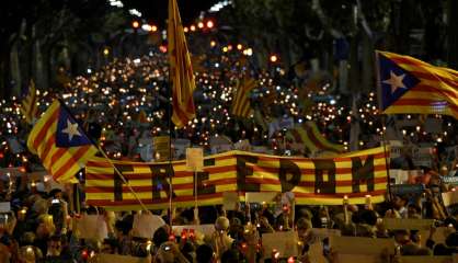 Catalogne: à J-1, Madrid confirme qu'une suspension de l'autonomie est sur la table 