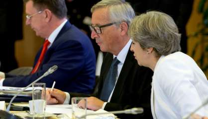 Brexit: les Européens prêts à faire un geste envers Theresa May