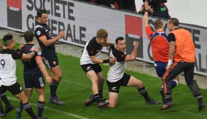 Rugby: la France battue par les All Blacks en ouverture des tests de novembre (18-38)