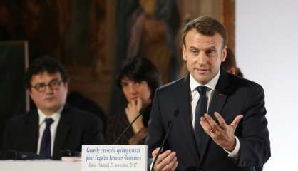 Macron plaide pour un âge de consentement minimum à un acte sexuel fixé à 15 ans