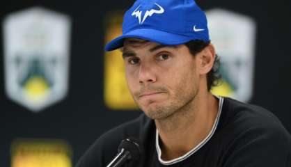 Tennis: Nadal encore trahi par son genou à Paris