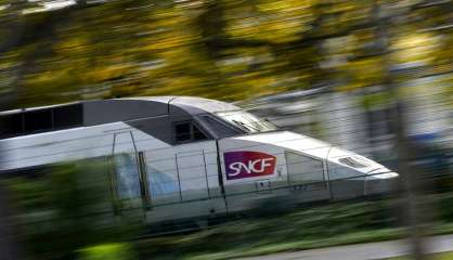 Déraillement du TGV Est: la SNCF convoquée le 20 décembre