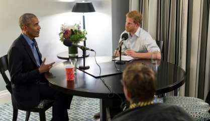 Obama, interviewé par le prince Harry, met en garde contre les réseaux sociaux