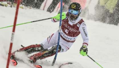 Ski: Hirscher reprend ses bonnes habitudes en remportant le slalom de Val d'Isère