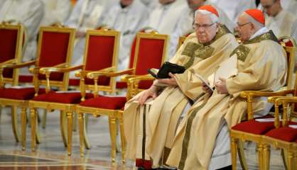 Mort du cardinal américain Bernard Law éclaboussé par un scandale pédophile