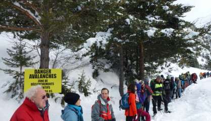 Dans les Alpes, élan de solidarité envers les migrants en danger de mort