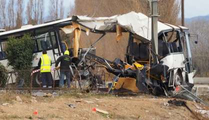 Collision entre un bus scolaire et un train à Millas: le bilan passe à six morts