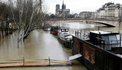 Crue de la Seine: pic attendu à Paris vendredi, au même niveau qu'en juin 2016 