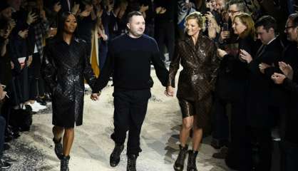 Mode: Kate Moss et Naomi Campbell sur le podium de Vuitton homme