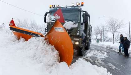 Espagne: l'armée au secours d'automobilistes piégés par la neige