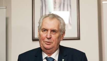 Le président tchèque pro-russe Milos Zeman réélu 