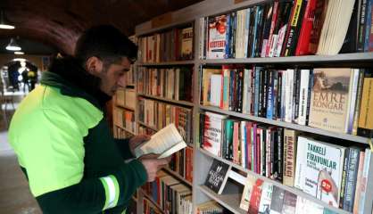 En Turquie, des éboueurs donnent une deuxième vie aux livres jetés