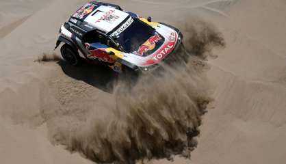 Dakar: abandon du Français Sébastien Loeb (Peugeot)