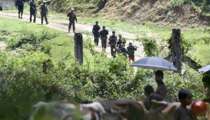 Rohingyas: l'armée birmane fait un premier pas pour reconnaître sa responsabilité