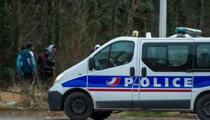 Calais: trois migrants blessés par balle lors d'une rixe 