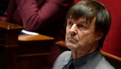 Hulot à l'offensive contre des rumeurs de harcèlement sexuel