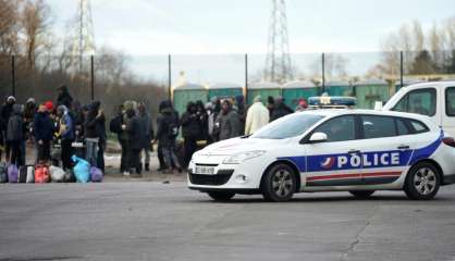 Après les violences, Collomb met en garde contre le 