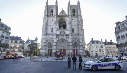 Incendie dans la cathédrale de Nantes: un bénévole du diocèse en garde à vue