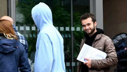 Aide aux migrants: procès à Gap renvoyé, contrôle judiciaire des prévenus levé