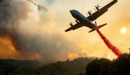 La Californie continue de s'embraser, des dizaines de milliers d'habitants évacués