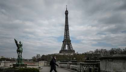 Paris: Hidalgo demande le masque obligatoire dans certains espaces publics comme les marchés ou les quais