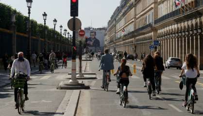 Masque: la mairie de Paris demande une dérogation pour les cyclistes et les joggeurs