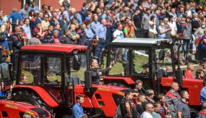 Bélarus: Tikhanovskaïa appelle à des manifestations 