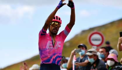 Tour de France: Daniel Martinez remporte la 13e étape loin devant les favoris